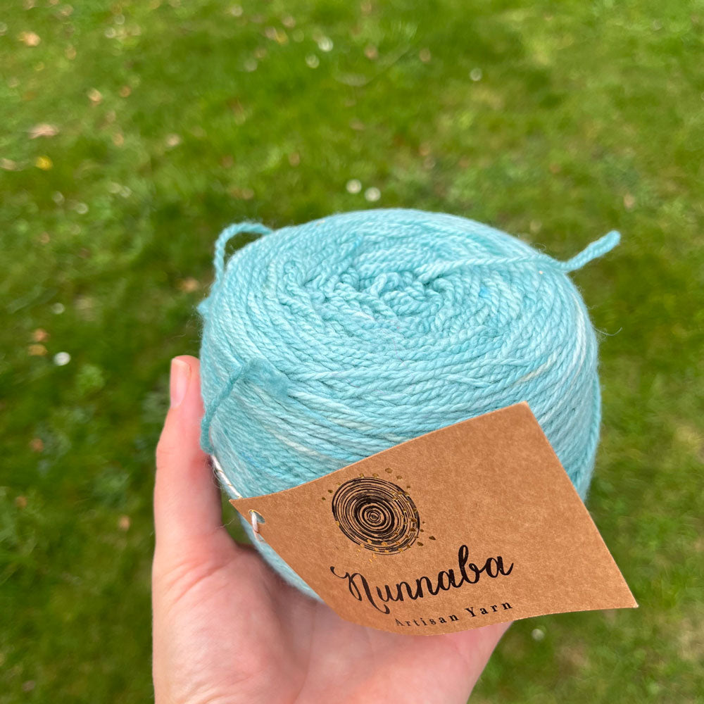 Nunnaba White Gum Wool 4ply - Re-loved