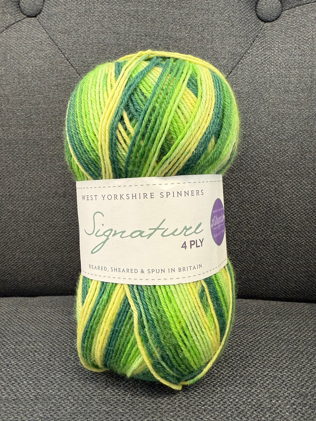 West Yorkshire Spinners - Signature 4ply - Re-loved