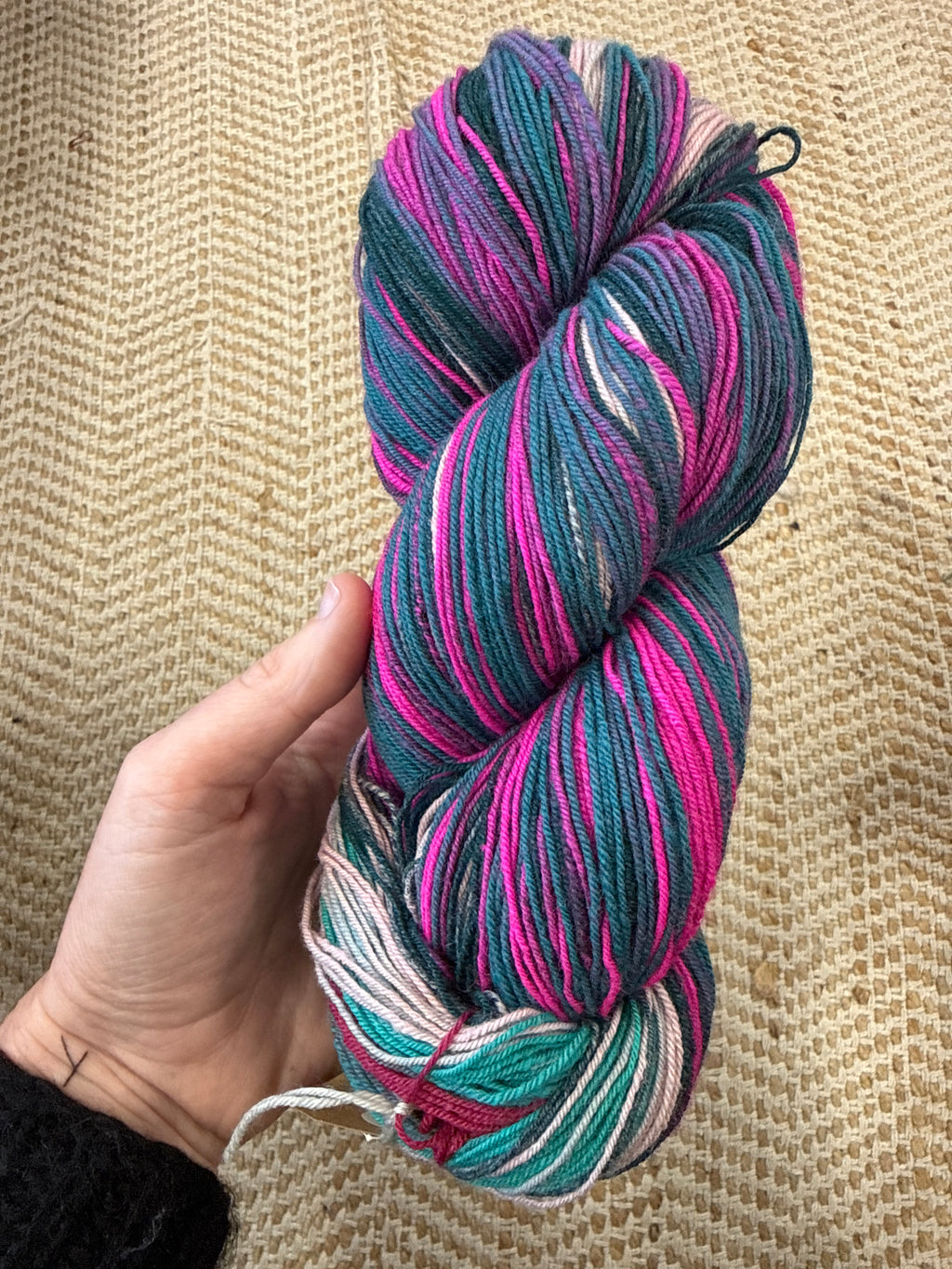 Re-loved: Loop Fibre Studios Bullseye Bumps 'Strawberry Shortcake' Handspun