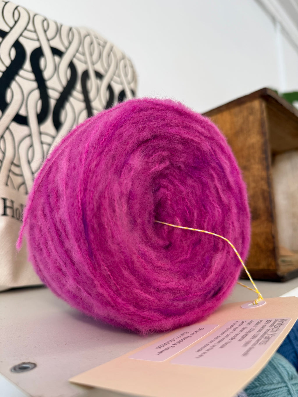 Knitsch Booocle - Fuschia Flower