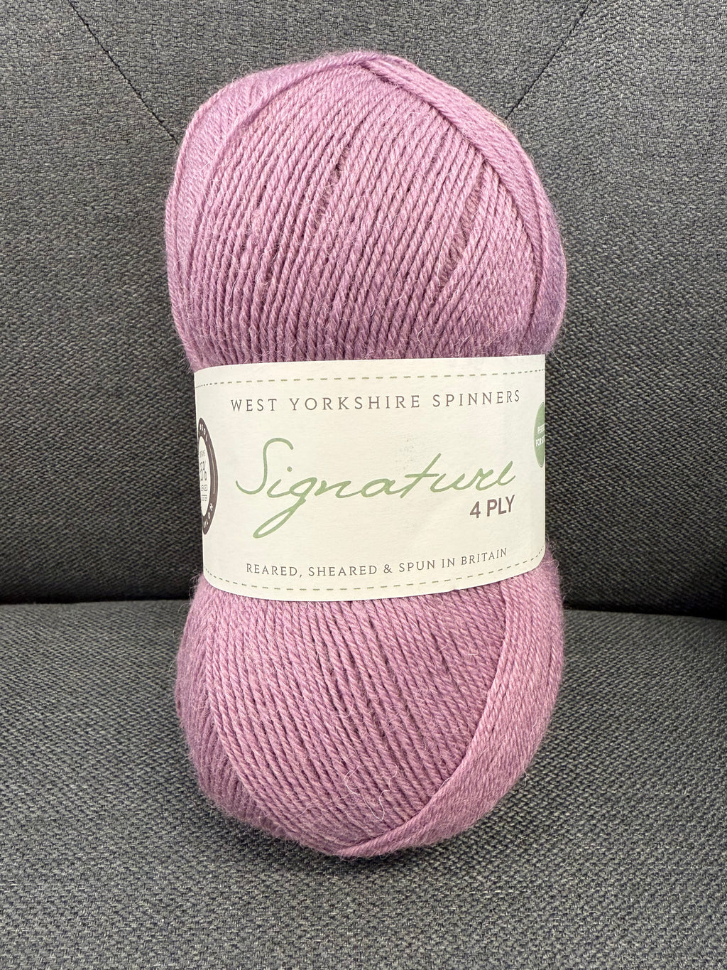 West Yorkshire Spinners - Signature 4ply - Re-loved