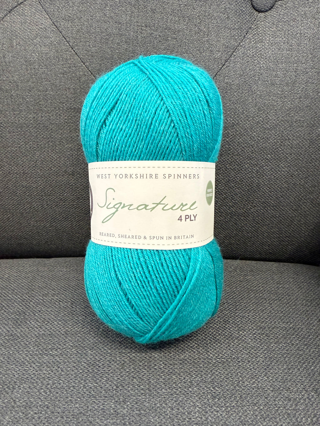 West Yorkshire Spinners - Signature 4ply - Re-loved