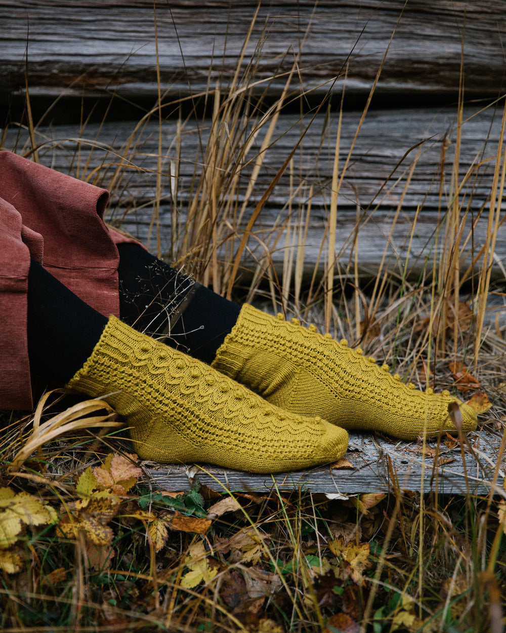 52 Weeks of Socks - Laine (Paperback)