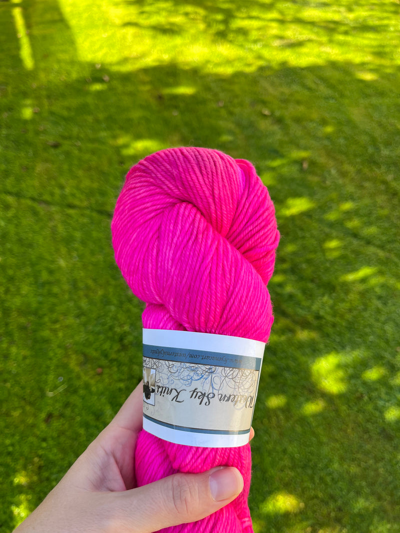 Western Sky Knits - hot pink - Re-loved